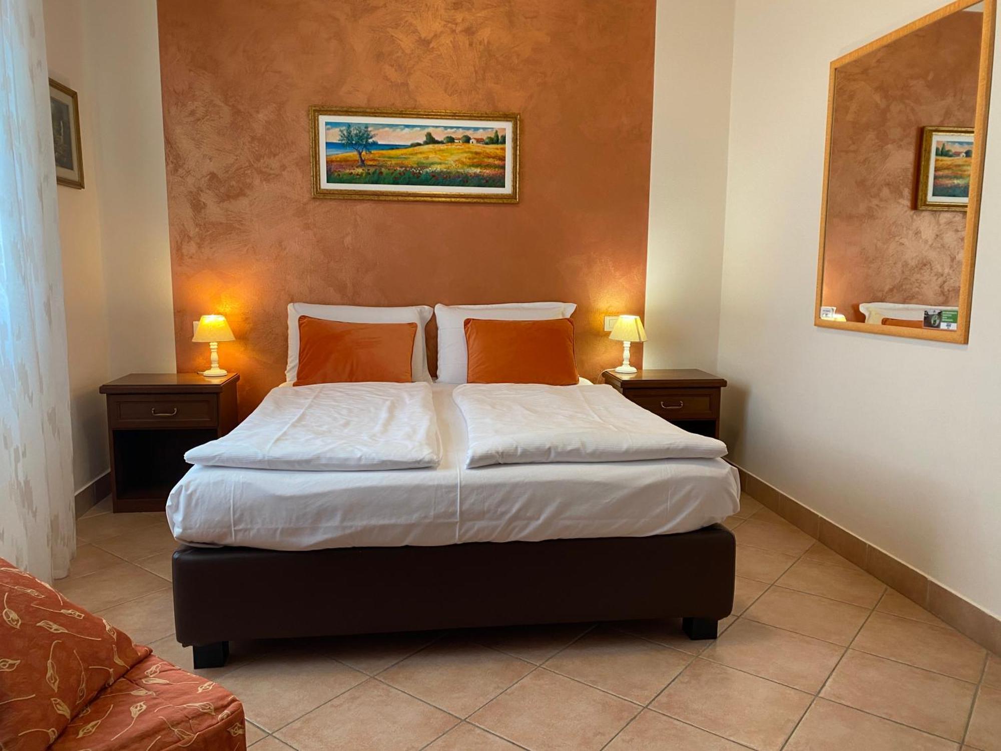 Betty'S House Bed & Breakfast Lazise Luaran gambar